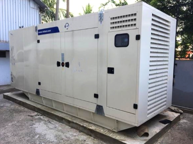 Máy phát điện 600KVA